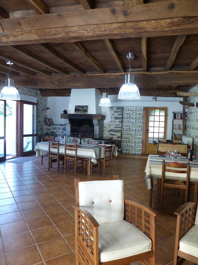 Maison D'Hotes Les 3 Baudets Issor Экстерьер фото